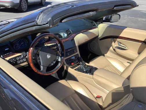 2013 Maserati GranTurismo Base