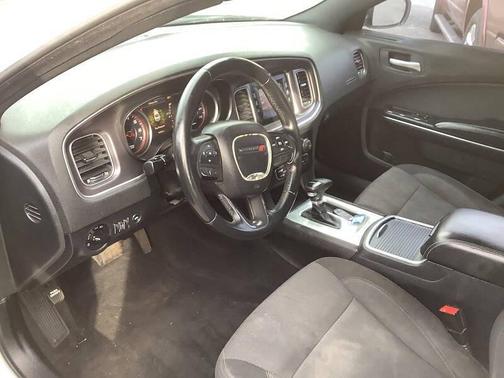 2015 Dodge Charger SE