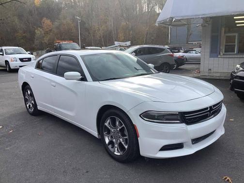 2015 Dodge Charger SE