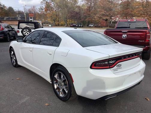 2015 Dodge Charger SE