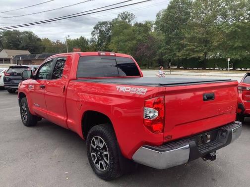 2014 Toyota Tundra SR5