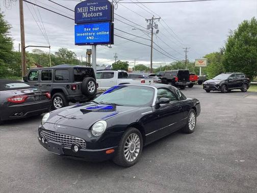 2005 Ford Thunderbird Deluxe