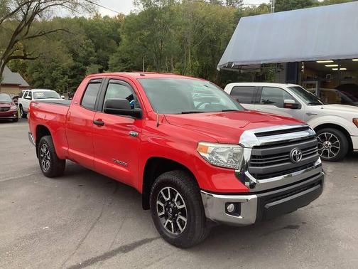 2014 Toyota Tundra SR5