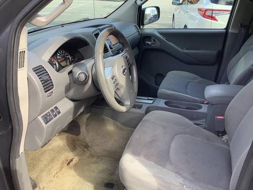 2014 Nissan Frontier SV