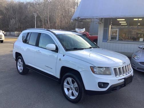 Bright White Clearcoat 2016 Jeep Compass Latitude