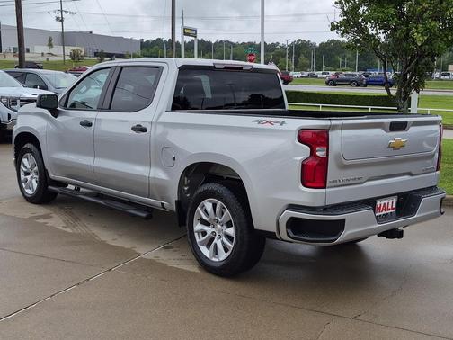 Silver Ice Metallic 2022 Chevrolet Silverado 1500 Limited Custom