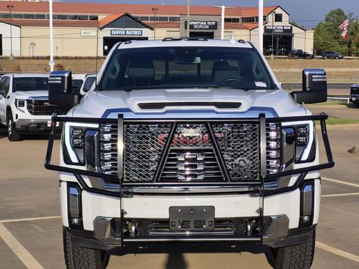 Summit White 2025 GMC Sierra 2500 Denali