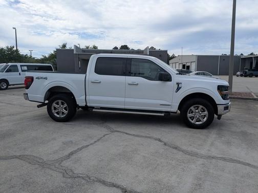 OXFORD WHITE 2024 Ford F-150 XLT