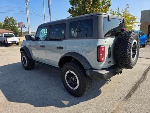 2023 Ford Bronco Badlands