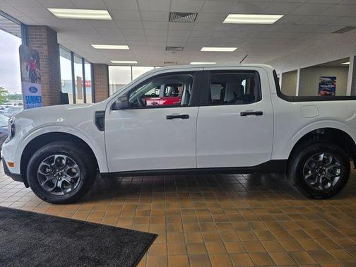 Oxford White 2026 Ford Maverick XLT