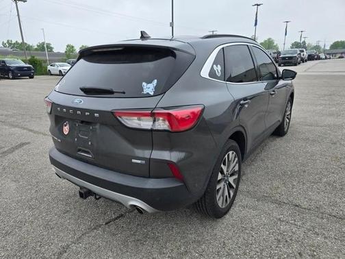 2020 Ford Escape Titanium