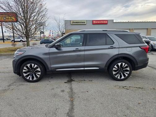 2025 Ford Explorer Platinum