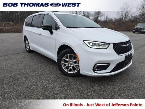 2024 Chrysler Pacifica Touring-L