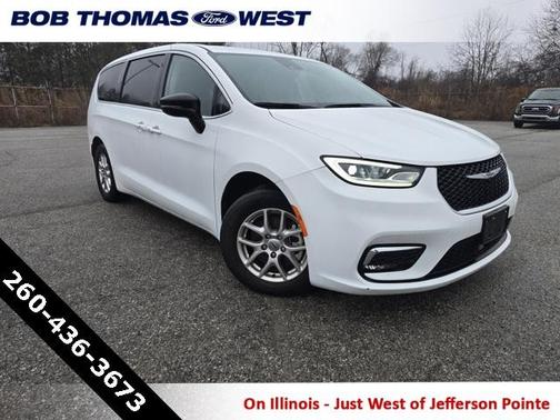 2024 Chrysler Pacifica Touring-L