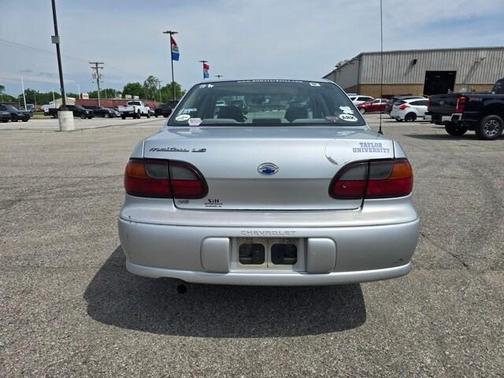 2002 Chevrolet Malibu LS
