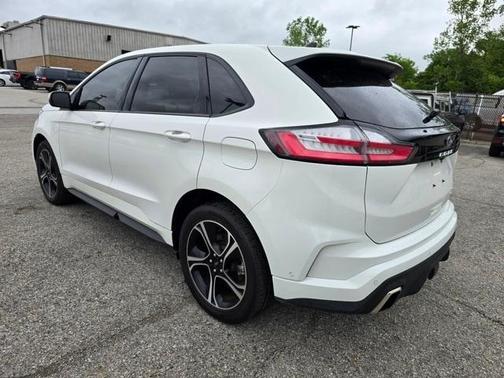 2024 Ford Edge ST