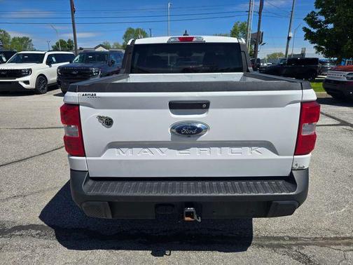 Oxford White 2022 Ford Maverick XL