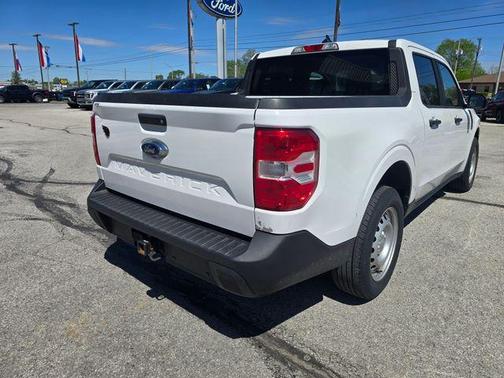 Oxford White 2022 Ford Maverick XL