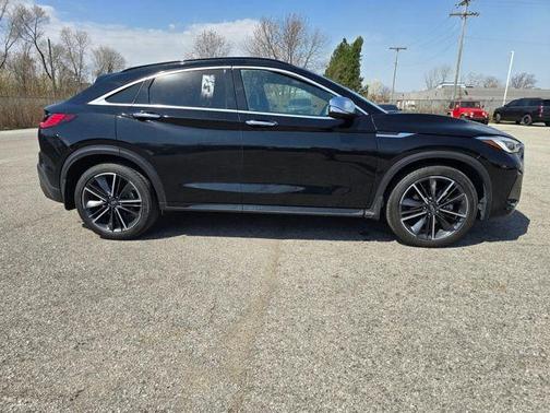 2023 INFINITI QX55 ESSENTIAL