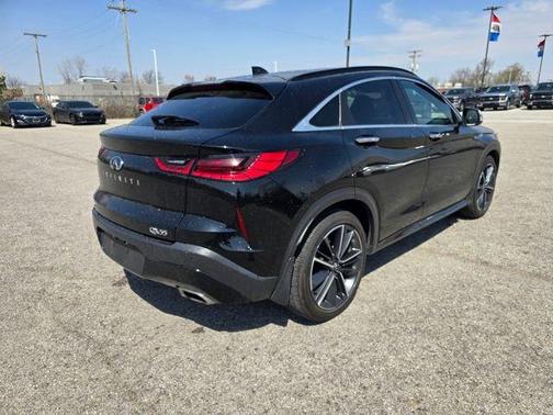 2023 INFINITI QX55 ESSENTIAL