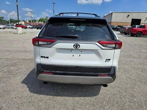 2025 Toyota RAV4 Hybrid XSE