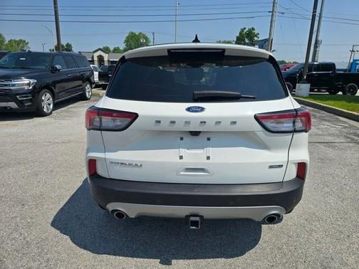 2021 Ford Escape Titanium Hybrid