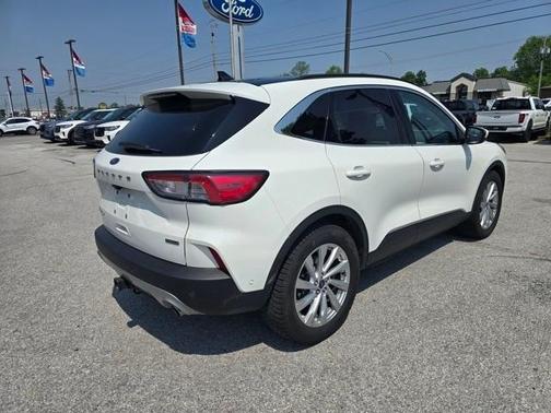 2021 Ford Escape Titanium Hybrid