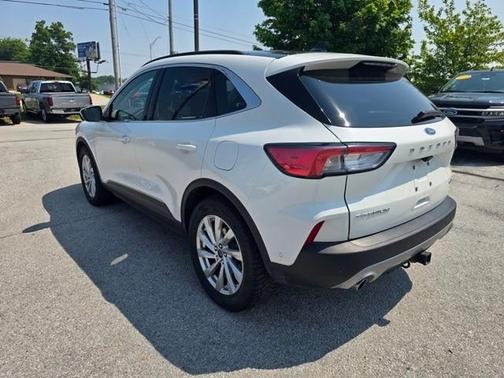 2021 Ford Escape Titanium Hybrid