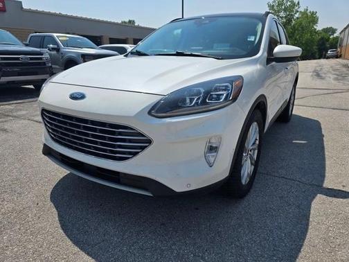 2021 Ford Escape Titanium Hybrid
