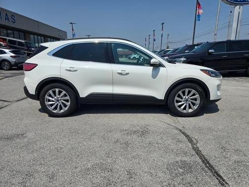 2021 Ford Escape Titanium Hybrid