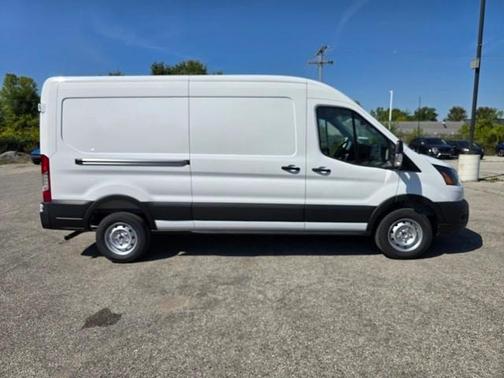 2025 Ford Transit-250 148 WB Medium Roof Cargo