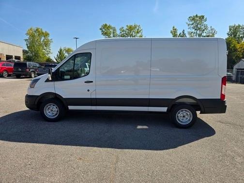 2025 Ford Transit-250 148 WB Medium Roof Cargo