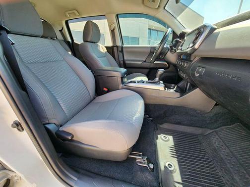 Ice 2023 Toyota Tacoma SR5