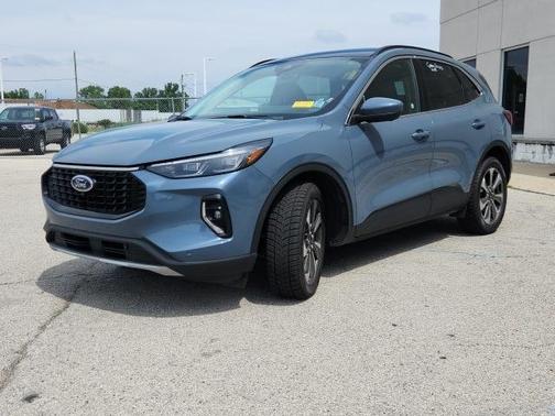 2023 Ford Escape Platinum