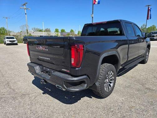 Titanium 2023 GMC Sierra 1500 AT4