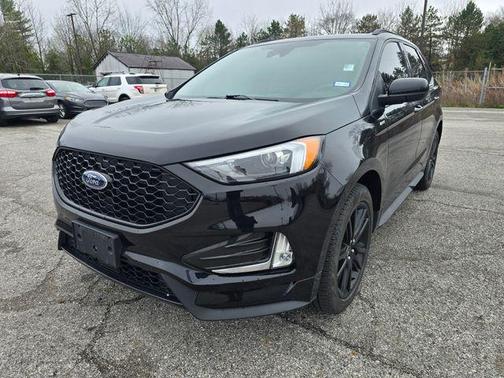 Black Metallic 2022 Ford Edge ST Line