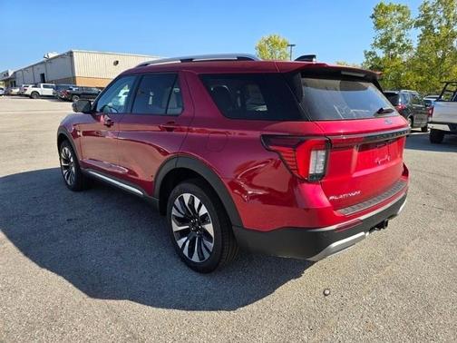 2025 Ford Explorer Platinum