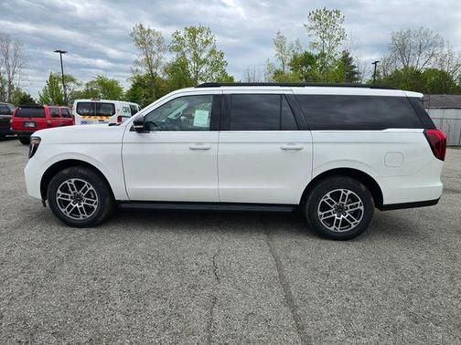 Star White 2026 Ford Expedition Max Active