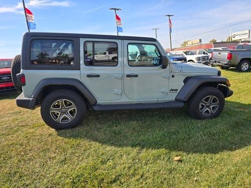 2023 Jeep Wrangler Sport