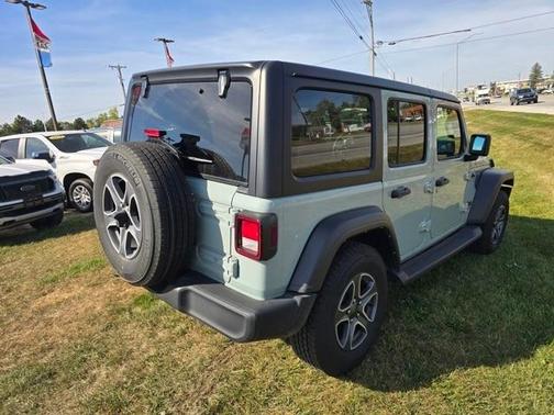 2023 Jeep Wrangler Sport