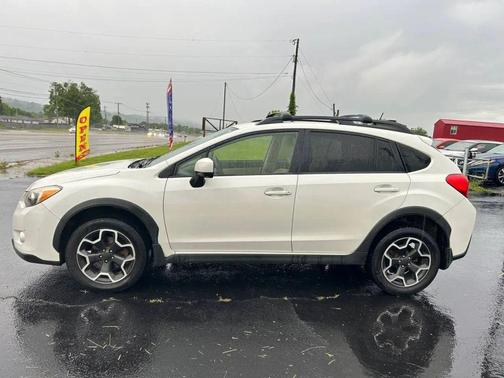 Satin White Pearl 2014 Subaru XV Crosstrek 2.0i Premium