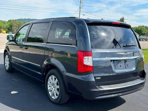 Maximum Steel Metallic Clearcoat 2013 Chrysler Town & Country Touring