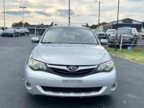 Steel Silver Metallic/Spark Silver Metallic 2011 Subaru Impreza Outback Sport Base