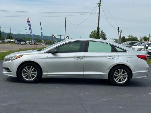 Symphony Silver 2017 Hyundai SONATA SE