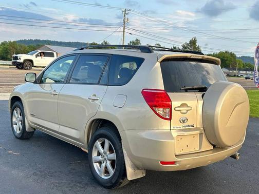Gold 2008 Toyota RAV4 Sport