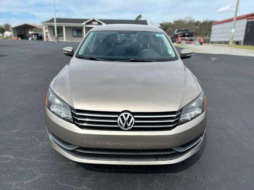 Gold 2015 Volkswagen Passat 1.8T S
