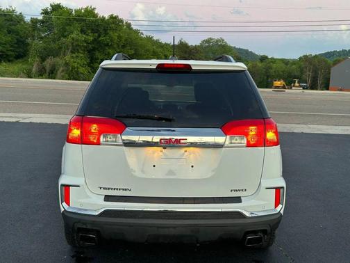 White 2016 GMC Terrain SLT