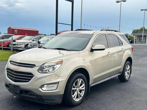 Gold 2016 Chevrolet Equinox LT