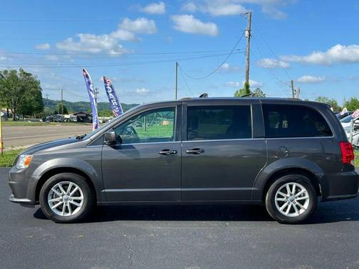 Granite Pearlcoat 2019 Dodge Grand Caravan SXT