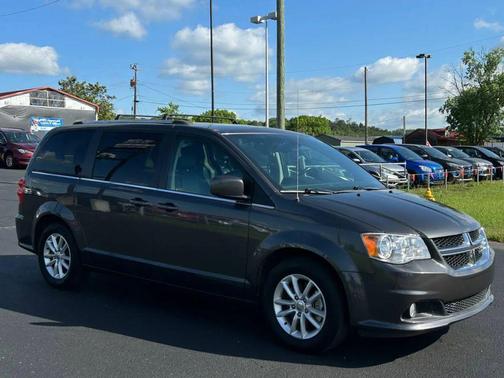 Granite Pearlcoat 2019 Dodge Grand Caravan SXT